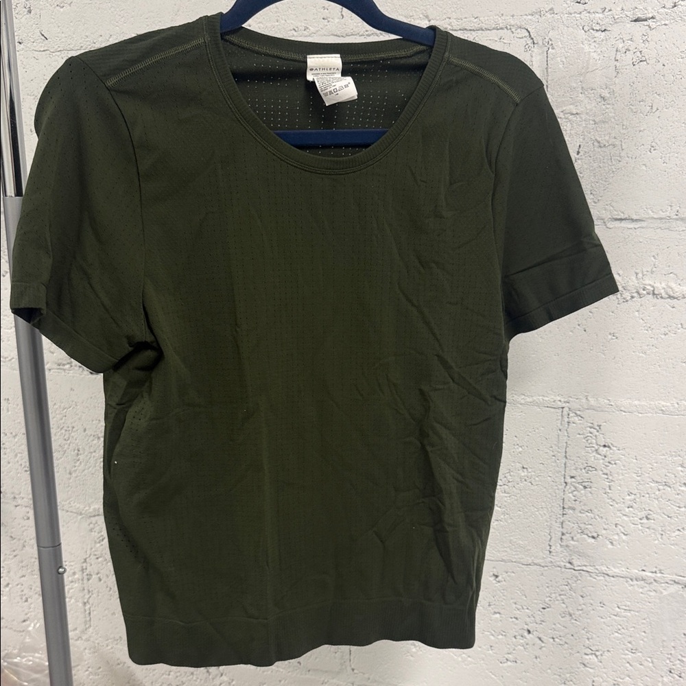 Dark Green Short Sleeve Top ATHLETA Short Sleeve Athletic Top - Size Medium